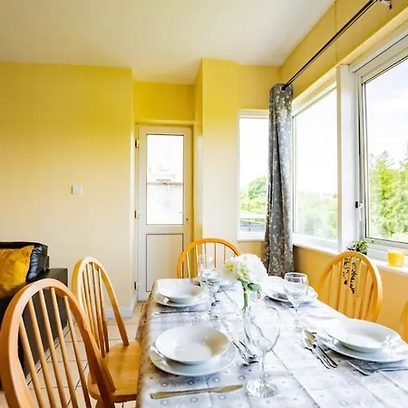 Apartment 55 - Spacious Three Bed With Parking Galway